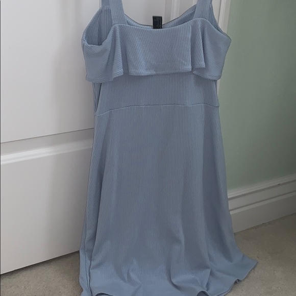 Blue dress - Picture 2 of 3
